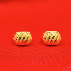 FANCY CLIP EARRING