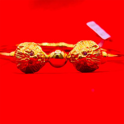 LION HEAD BANGLE