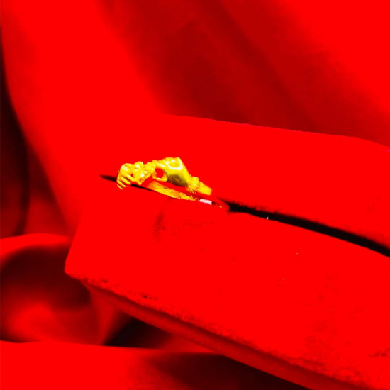 FANCY GOLD RING FANCY GOLD RING