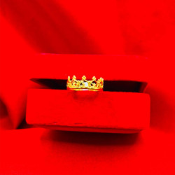 FANCY GOLD RING
