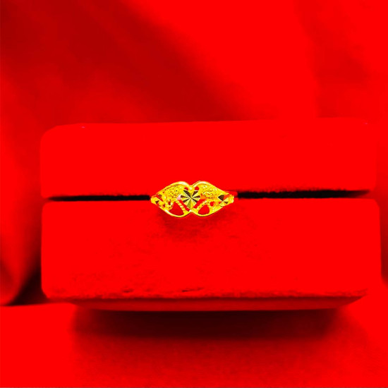 FANCY GOLD RING FANCY GOLD RING