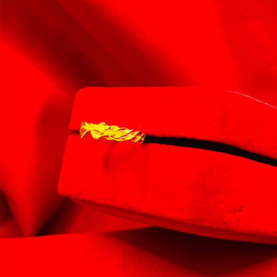 FANCY GOLD RING FANCY GOLD RING