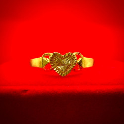 FANCY GOLD RING 916