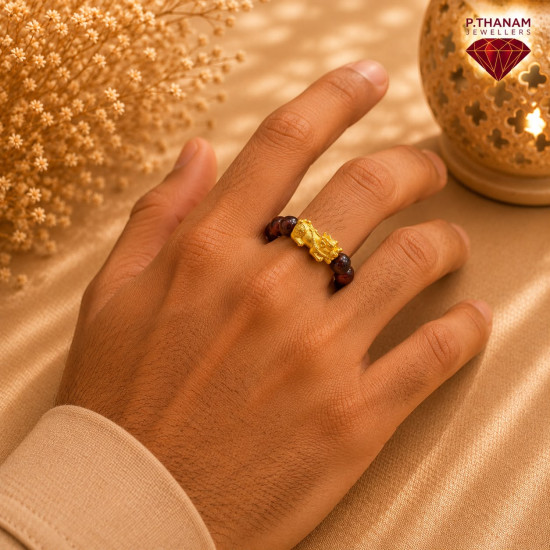 PIXIU DRAGON RING ( CAT EYE RED )