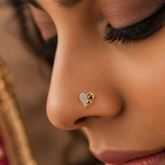 LOVE STONE NOSE PIN ( 9K )